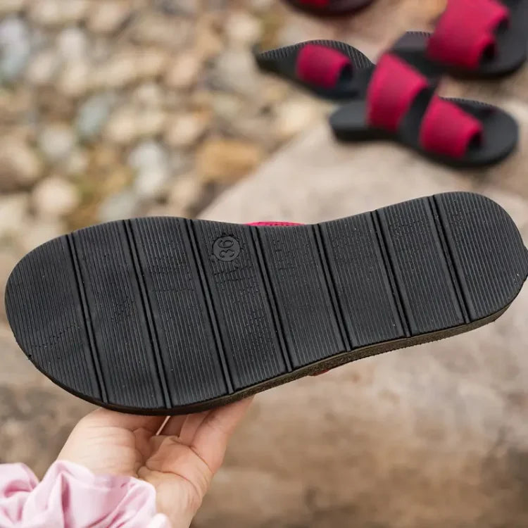 Yvonne™ | Perforierte Netzsandalen